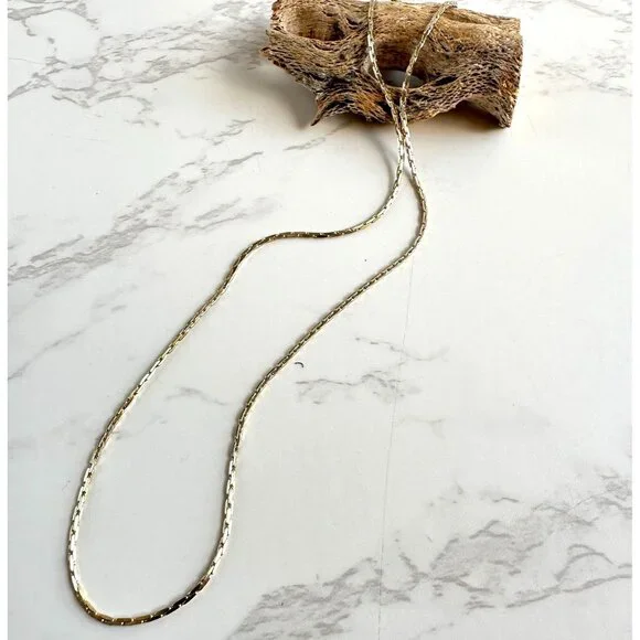 Delicate Gold Tone Chain Necklace 18" Thin Design Women's Jewelry - Picture 2 of 7